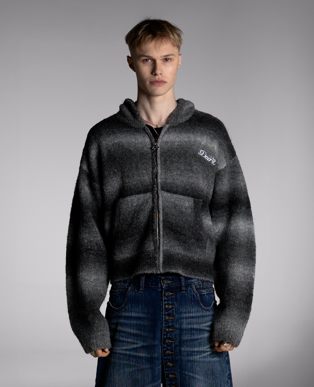 BLACK GRADIENT ZIP